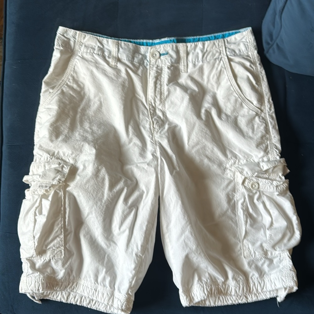 Y2K 90’s Men’s White Baggy Bermuda Shorts Size 34